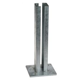 Hot-dip galvanised base plate for 60 × 60 mm box section, 120 × 120 mm steel plate, 6 mm thick, upright adapter with 2 mm wall thickness. Suitable for concrete mounting in fencing or steel structures.